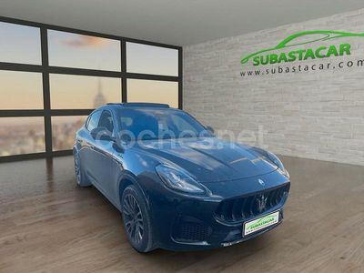 Negro Usado 2024 Maserati Grecale SUV | 73.900 €