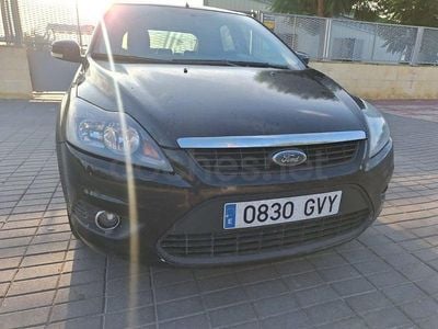 Usado Ford Focus Titanium 109 CV (80 kW) 2010 Negro Berlina