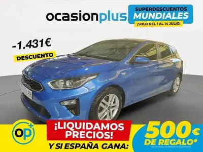 Usado Kia Ceed 120 CV (88 kW) 2021 Azul Utilitario
