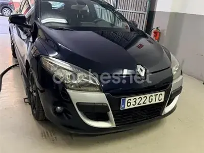 Usado Renault Mégane III Dynamique 130 CV (95 kW) 2010 Azul Berlina