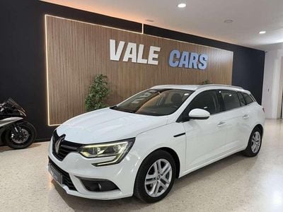Usado Renault Mégane GrandTour Business 116 CV (85 kW) 2020 Blanco Familiar