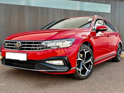 Usado VW Passat R-line 150 CV (110 kW) 2021 Rojo Familiar