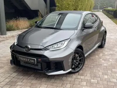 Brugt Toyota Yaris 276 HK (202 kW) 2024 Grå Sedan