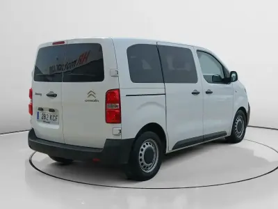 Usado Citroën Jumpy Comfort 115 CV (84 kW) 2017 Blanco Monovolumen