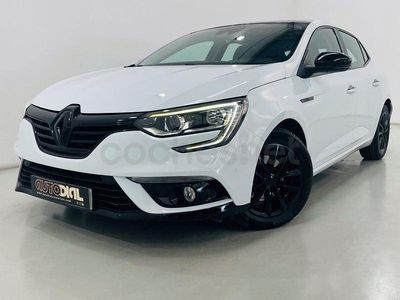 Usado Renault Mégane IV Zen 130 CV (95 kW) 2017 Blanco Berlina