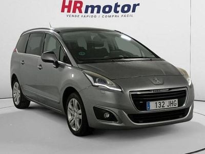 Usado Peugeot 5008 Allure 120 CV (88 kW) 2015 Monovolumen