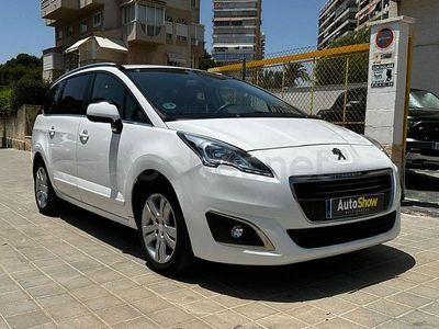 Usado Peugeot 5008 Style 130 CV (95 kW) 2016 Blanco Monovolumen