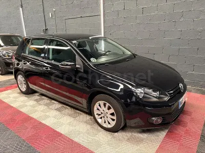 Usado VW Golf VI 105 CV (77 kW) 2010 Negro Utilitario