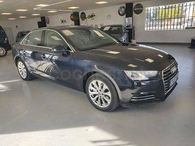 Usado Audi A4 190 CV (139 kW) 2017 Azul Berlina
