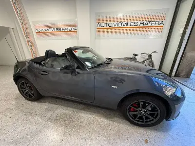 Usado Mazda MX5 Luxury 131 CV (96 kW) 2017 Azul Descapotable