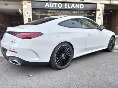 Usado Mercedes CLE300 AMG 313 CV (230 kW) 2024 Blanco Coupe