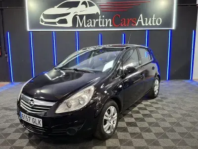 Usado Opel Corsa 90 CV (66 kW) 2009 Negro Utilitario