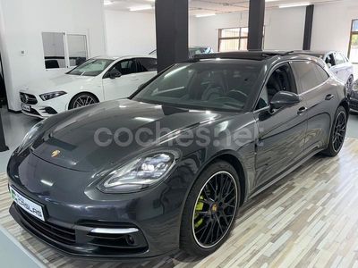 Porsche Panamera 4