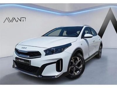 Käytetty Kia XCeed 120 HP (88 kW) 2023 Valkoinen Katumaasturi