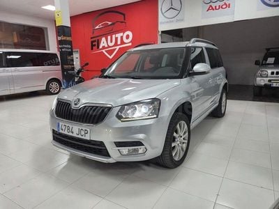 Usado Skoda Yeti Elegance 170 CV (125 kW) 2015 Gris / plata SUV