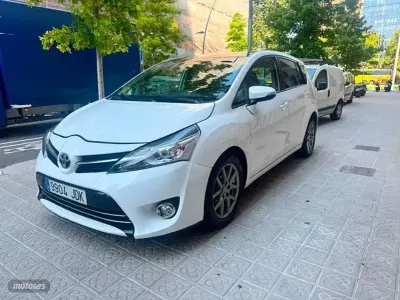 Usado Toyota Verso Advance 112 CV (82 kW) 2015 Blanco Monovolumen
