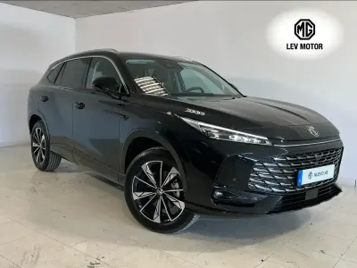 Begagnad MG HS Comfort 339 HK (249 kW) 2024 Svart SUV