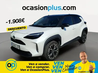 Usado Toyota Yaris Hybrid Style 116 CV (85 kW) 2022 Blanco Pickup/Camioneta