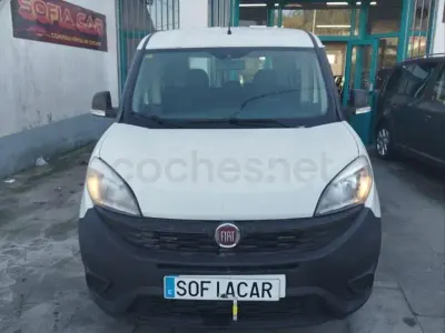 Usado Fiat Doblò Active 90 CV (66 kW) 2014 Blanco Monovolumen