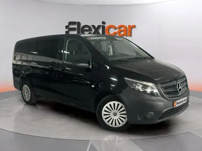 Usado Mercedes Vito 136 CV (100 kW) 2023 Negro Van