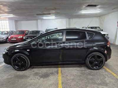 Negro Usado 2007 Seat Leon Reference Berlina | 3870 € (Buen precio)