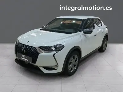 Usado DS Automobiles DS3 Crossback Chic 110 CV (80 kW) 2021 Blanco SUV