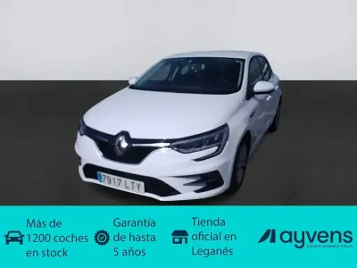 Usado Renault Mégane II Life 115 CV (84 kW) 2021 Blanco Berlina