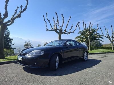 Usado Hyundai Coupé 143 CV (105 kW) 2005 Negro Coupe