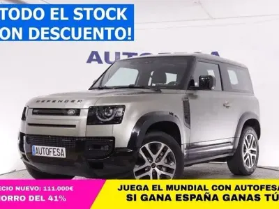 Usado Land Rover Defender SE 525 CV (386 kW) 2022 Verde SUV