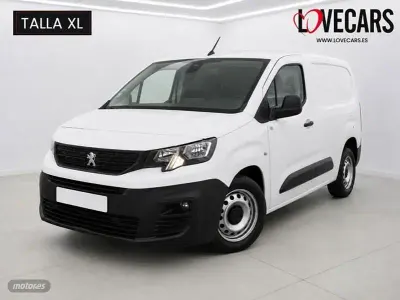 Usado Citroën Berlingo 100 CV (73 kW) 2021 Blanco Monovolumen