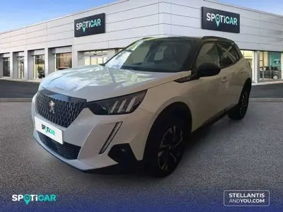Usado Peugeot 2008 GT 131 CV (96 kW) 2021 Blanco SUV