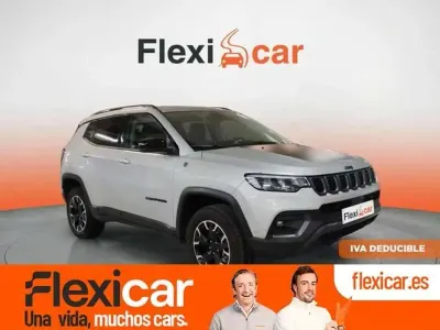 Käytetty Jeep Compass Trailhawk 241 HP (177 kW) 2022 Harmaa Katumaasturi