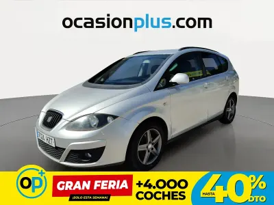 Usado Seat Altea Ecomotive 105 CV (77 kW) 2014 Gris Monovolumen