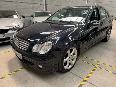 Begagnad Mercedes C180