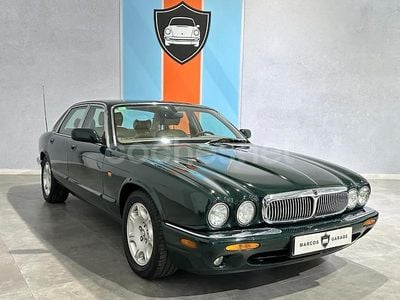 Usado Jaguar XJ 290 CV (213 kW) 2000 Verde Berlina