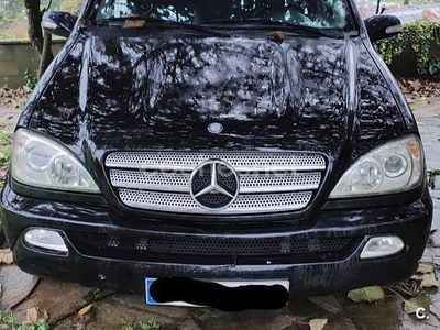 Usado Mercedes ML270 Edition 163 CV (119 kW) 2005 Negro SUV