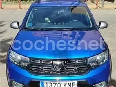 Usado Dacia Sandero Essentiel 90 CV (66 kW) 2018 Azul Berlina