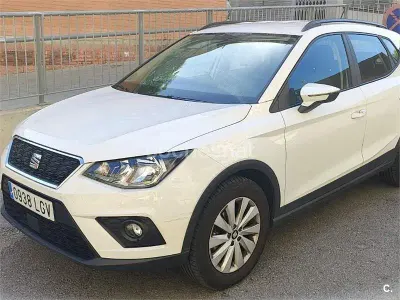 Usado Seat Arona Ecomotive 115 CV (84 kW) 2020 Blanco SUV