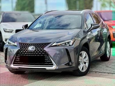 Gris Usado 2022 Lexus UX 250h Business Edition SUV | 25.990 € (Buen precio)