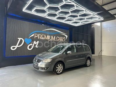 Gris / plata Usado 2008 VW Touran Highline Monovolumen | 7500 € (Precio justo)
