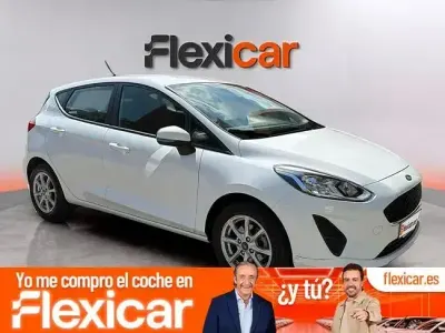 Usado Ford Fiesta Trend 75 CV (55 kW) 2021 Blanco Utilitario