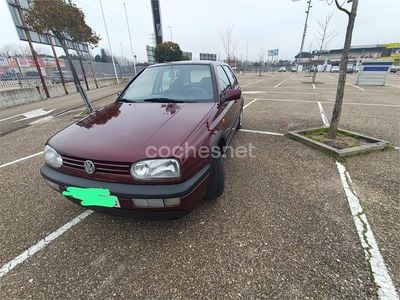 Usado VW Golf III GTI 115 CV (84 kW) 1994 Granate Berlina
