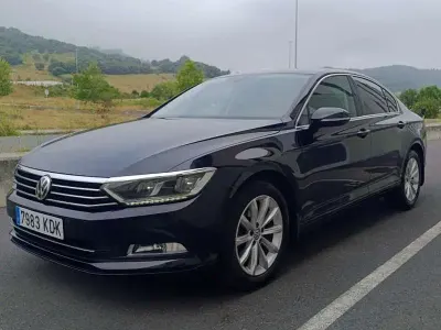 Usado VW Passat Advance 150 CV (110 kW) 2017 Negro Berlina