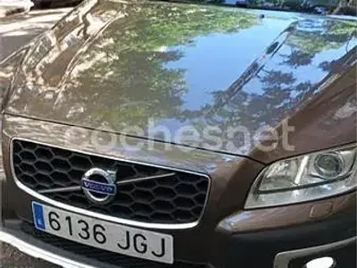 Käytetty Volvo XC70 Momentum 181 HP (133 kW) 2015 Peessi Farmari