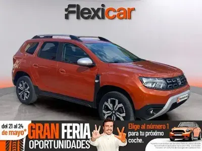 Käytetty Dacia Duster Prestige 100 HP (73 kW) 2022 Oranssi Katumaasturi