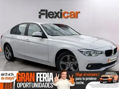 Begagnad BMW 318 Gran Turismo 150 HK (110 kW) 2017 Vit