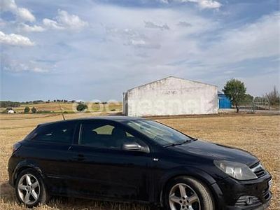 Negro Usado 2006 Opel Astra GTC Sport Berlina | 2700 € (Buen precio)