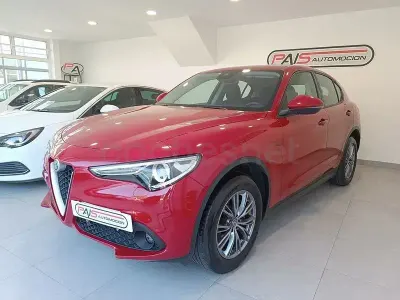 Usado Alfa Romeo Stelvio 180 CV (132 kW) 2017 Rojo SUV