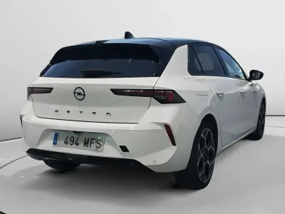 Usado Opel Astra GS Line 130 HP (95 kW) 2023 Branco Sedan