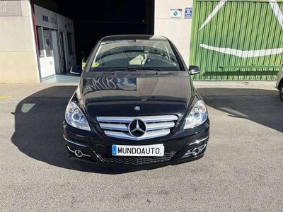 Mercedes B180
